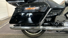 Harley-Davidson Touring Electra Glide FLHTK Vivid Black (21MY)